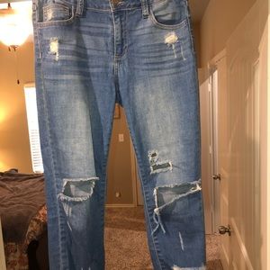 Boyfriend Distressed Jeans